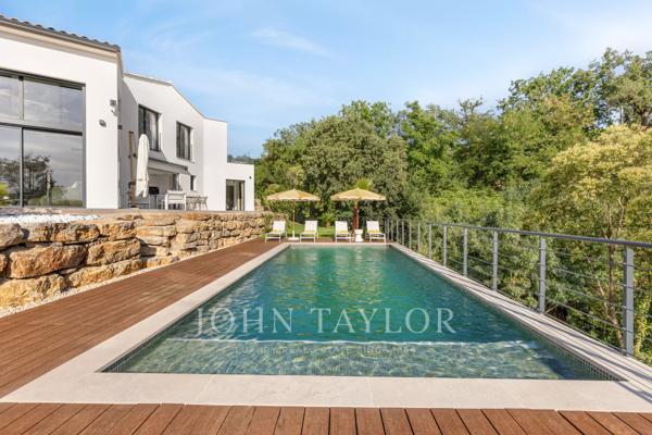 Maison familialle avec 4 chambres à louer proche Valbonne - Domaine privé