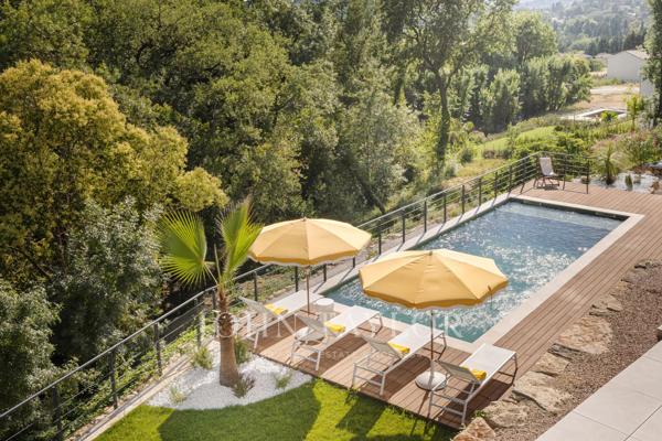 Maison familialle avec 4 chambres à louer proche Valbonne - Domaine privé