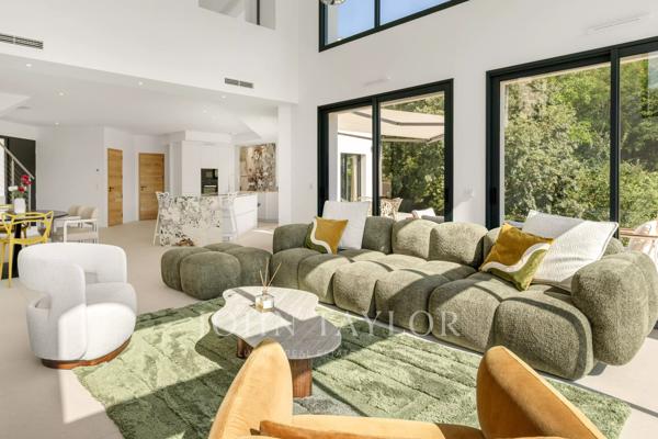 Maison familialle avec 4 chambres à louer proche Valbonne - Domaine privé