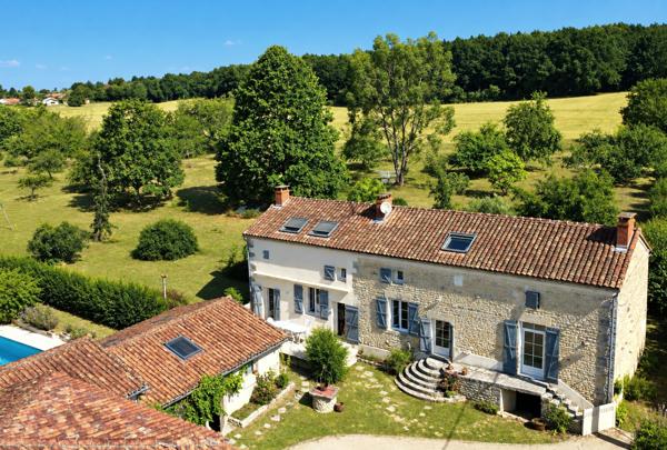 Maison à vendre à Cellefrouin (16260) - Charente