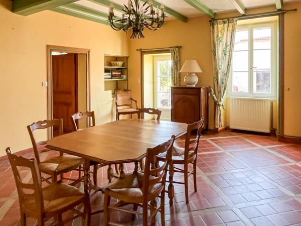 Maison à vendre à Cellefrouin (16260) - Charente