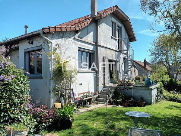 Maison de Charme avec Jardin Arboré