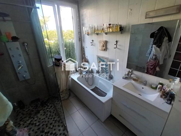 Maison de Charme avec Jardin Arboré