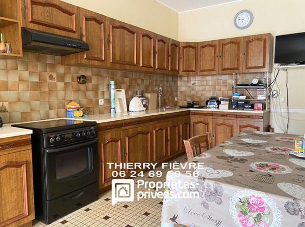 Beaumont En Véron 37420  -  Maison de 5 pièces , 3 chambres, sur un terrain de 1082 m2