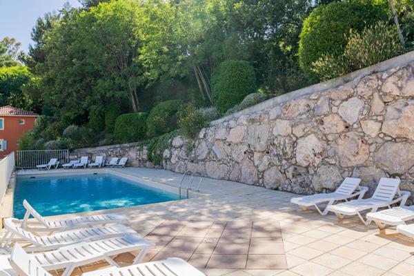 Appartement à vendre à Èze (06360) - Alpes-Maritimes