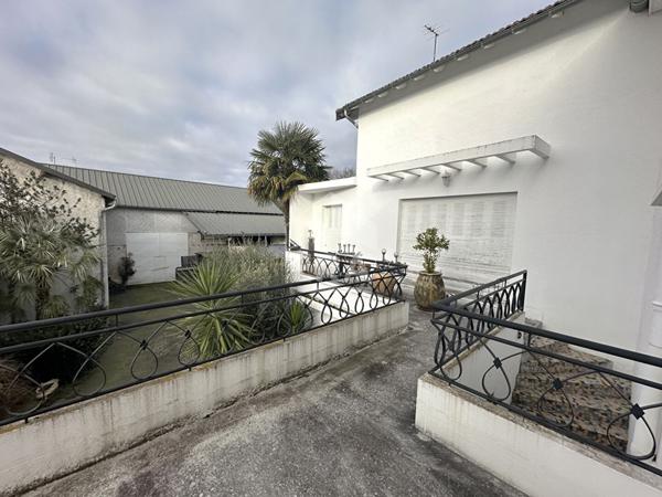 À VENDRE ? Ensemble immobilier de caractère au coeur du centre-ville