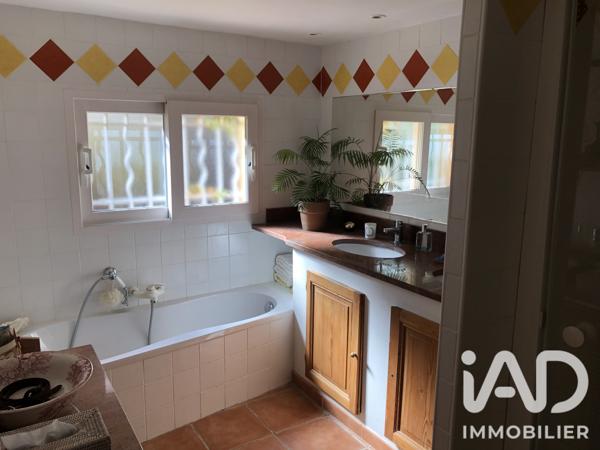 Maison à vendre 4 pièces 125 m² Saint-Raphaël