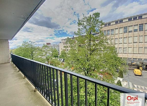 Appartement à louer    4 pièces • 116,10 m2 Montluçon