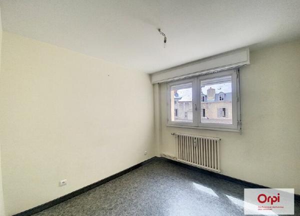 Appartement à louer    4 pièces • 116,10 m2 Montluçon