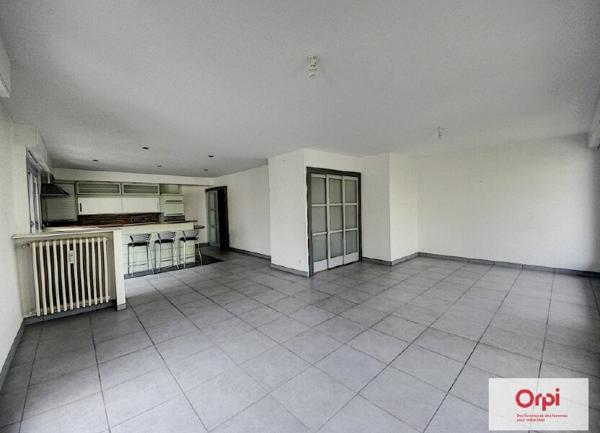 Appartement à louer    4 pièces • 116,10 m2 Montluçon