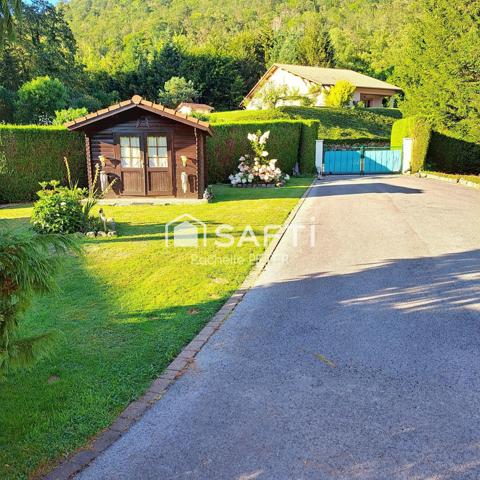 Chalet 7 chambres , possibilté de faire 2 logements indépendants.