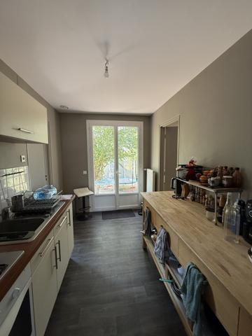 Maison
                                                                                                                                                                                                                                                                                                                        5 pièce(s)                                                                                                                                                                                                          3 chambre(s)                                                                                                                                                                                                          118  m²