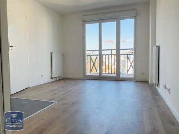 Appartement à louer 2 pièces 36.81m² Le Blanc-Mesnil (93150)
