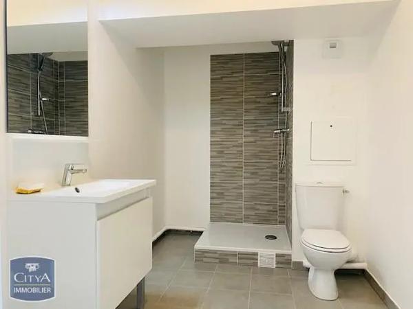 Appartement à louer 2 pièces 36.81m² Le Blanc-Mesnil (93150)