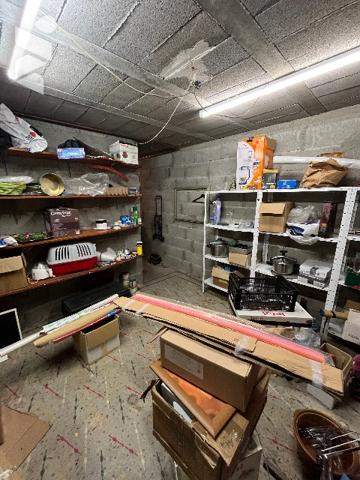 Maison mitoyenne par le garage d'environ 86 m² sur un terrain clos et arboré de 333 m².