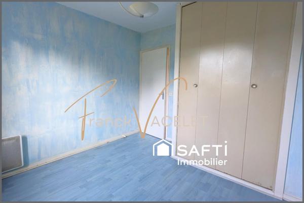 Calme et verdure pour ce plain-pied de 80m² avec garage