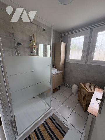 NIORT, pavillon de plain-pied de 87 m² 3 chambres