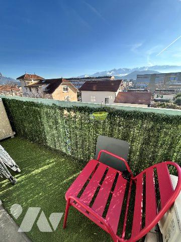 4 P+C de 84 m² Cours Libération