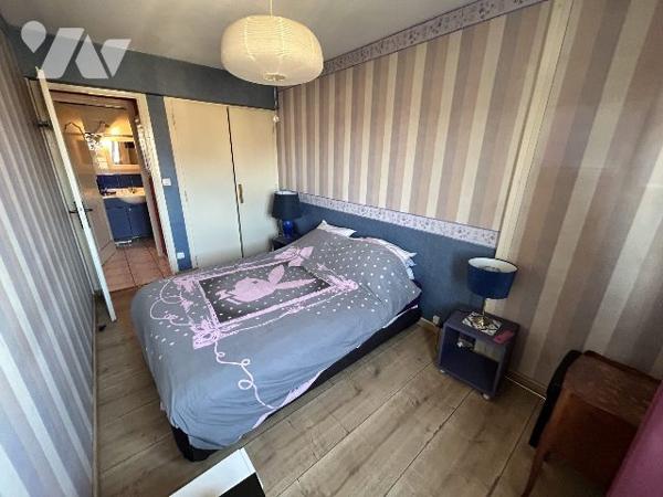 4 P+C de 84 m² Cours Libération