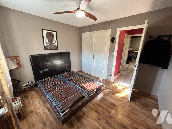 4 P+C de 84 m² Cours Libération