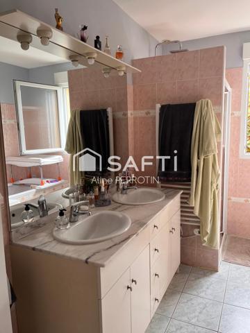 Maison familiale 5 chambres au calme à Vion