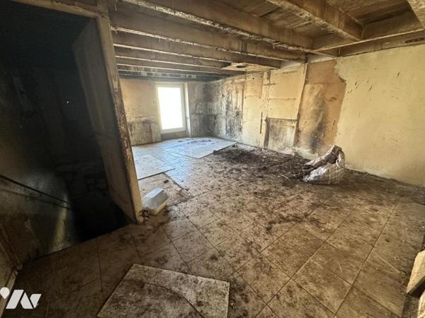 MAISON A REHABILITER - ANCIENNE BOULANGERIE / LABORATOIRE