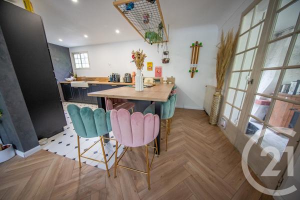 Maison à vendre  4 pièces - 84,39 m 2   ST MEDARD EN JALLES  - 33