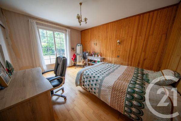 Maison à vendre  4 pièces - 84,39 m 2   ST MEDARD EN JALLES  - 33