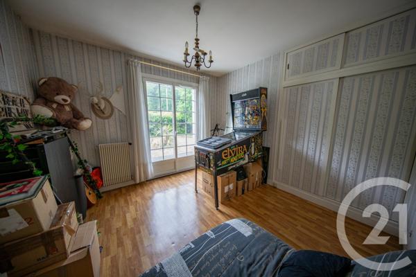 Maison à vendre  4 pièces - 84,39 m 2   ST MEDARD EN JALLES  - 33