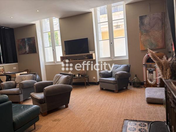 Maison
         7 pièces
        - 376 m² Bien prestige 620 000 € *