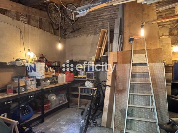 Maison
         7 pièces
        - 376 m² Bien prestige 620 000 € *