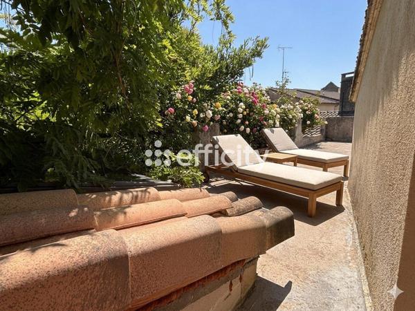 Maison
         7 pièces
        - 376 m² Bien prestige 620 000 € *