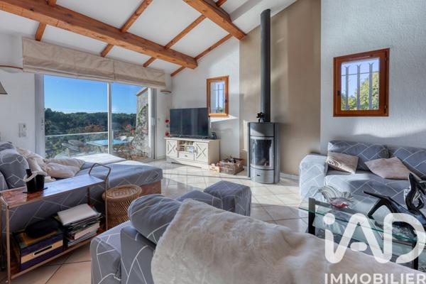 Maison à vendre 7 pièces 162 m² Sanary-sur-Mer