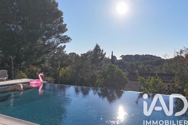 Maison à vendre 7 pièces 162 m² Sanary-sur-Mer