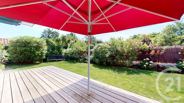 Appartement F4 à vendre  4 pièces - 122 m 2   BIDART  - 64