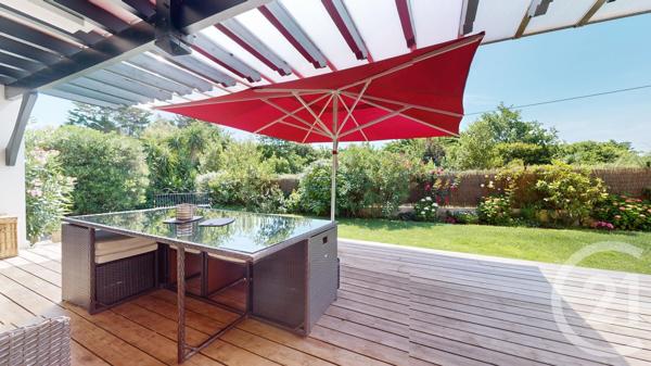 Appartement F4 à vendre  4 pièces - 122 m 2   BIDART  - 64