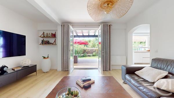 Appartement F4 à vendre  4 pièces - 122 m 2   BIDART  - 64