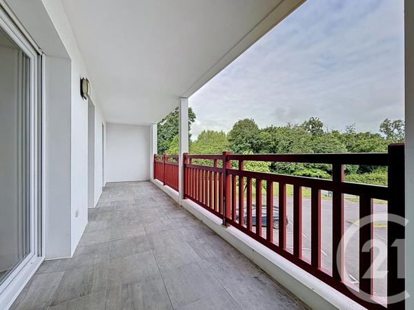 Appartement T3 à vendre  3 pièces - 51,40 m 2   ST PIERRE D IRUBE  - 64