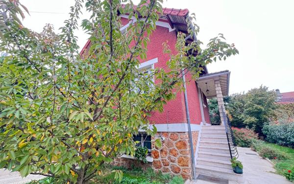 Maison à vendre    5 pièces • 87,28 m2 Neuilly-sur-Marne