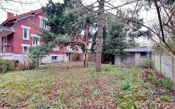 Maison à vendre    5 pièces • 87,28 m2 Neuilly-sur-Marne