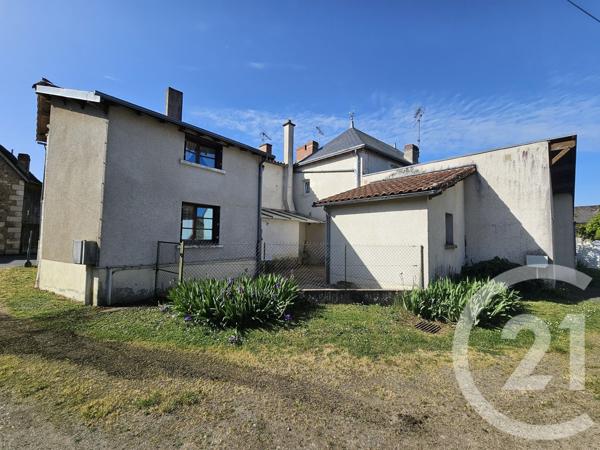 Appartement F4 à vendre  4 pièces - 76,50 m 2   CHATELLERAULT  - 86