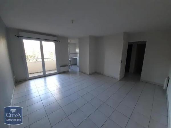 Appartement à louer 2 pièces 48.13m² Tarbes (65000)