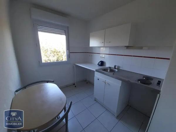 Appartement à louer 2 pièces 48.13m² Tarbes (65000)