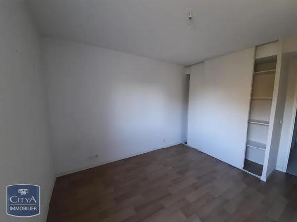 Appartement à louer 2 pièces 48.13m² Tarbes (65000)