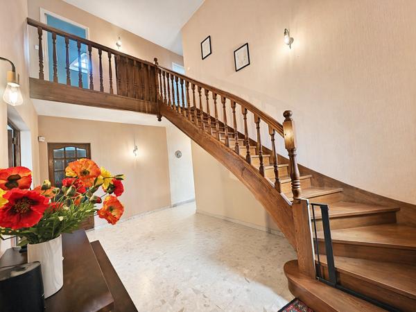 Maison 8 pièces - 164 m²