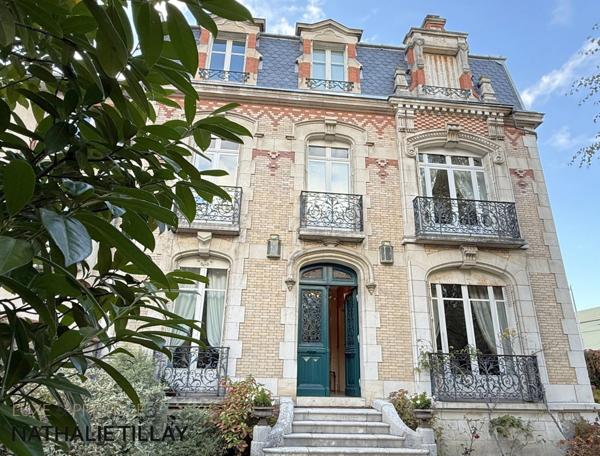 Maison bourgeoise à vendre 10 pièces ORLEANS (45)