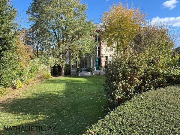 Maison bourgeoise à vendre 10 pièces ORLEANS (45)