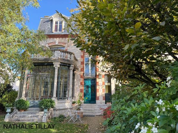 Maison bourgeoise à vendre 10 pièces ORLEANS (45)