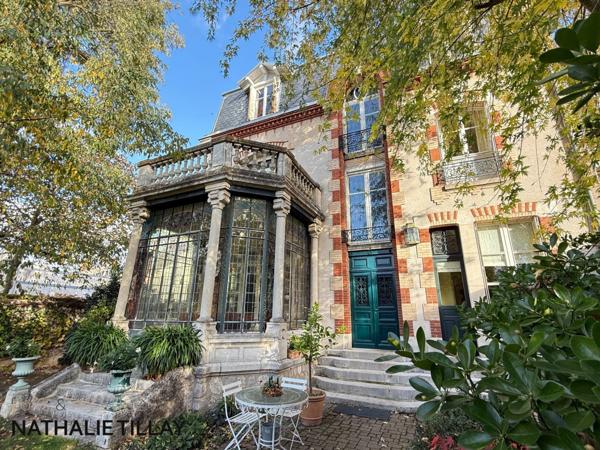 Maison bourgeoise à vendre 10 pièces ORLEANS (45)