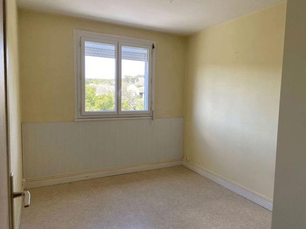 Location Appartement 4 pièces 63.1 m² - 15 AVENUE DE PARIS Chateau Thierry 02400